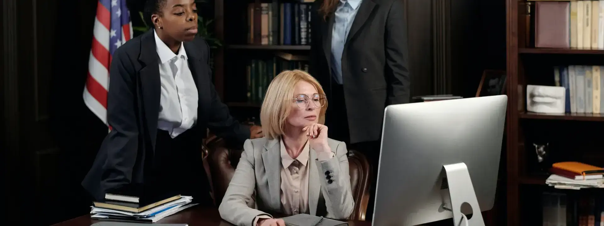 Navigating Office Politics: The Dos and Don'ts & Taking the High Road