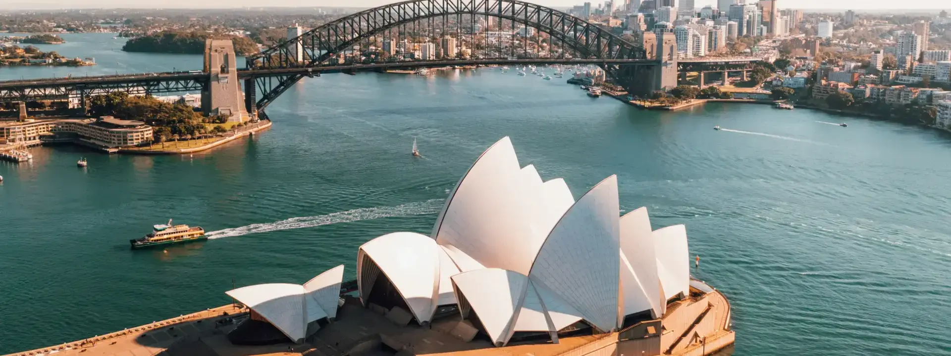 Discovering the Heart of Australia through Volunteering: A Journey of Giving and Unity