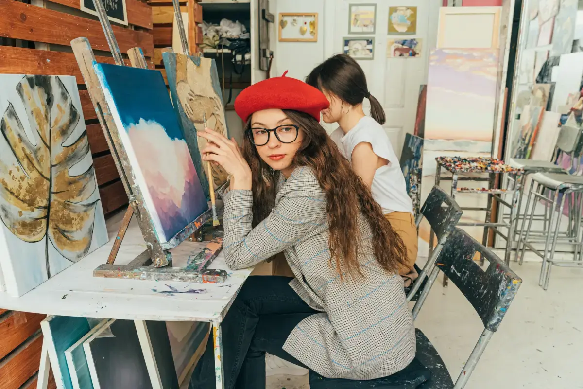 What is a Art Instructor?