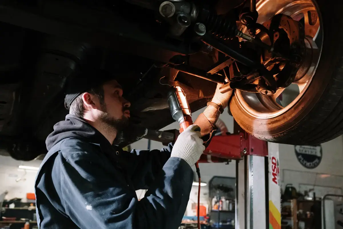 Working Conditions of a Car Mechanic?