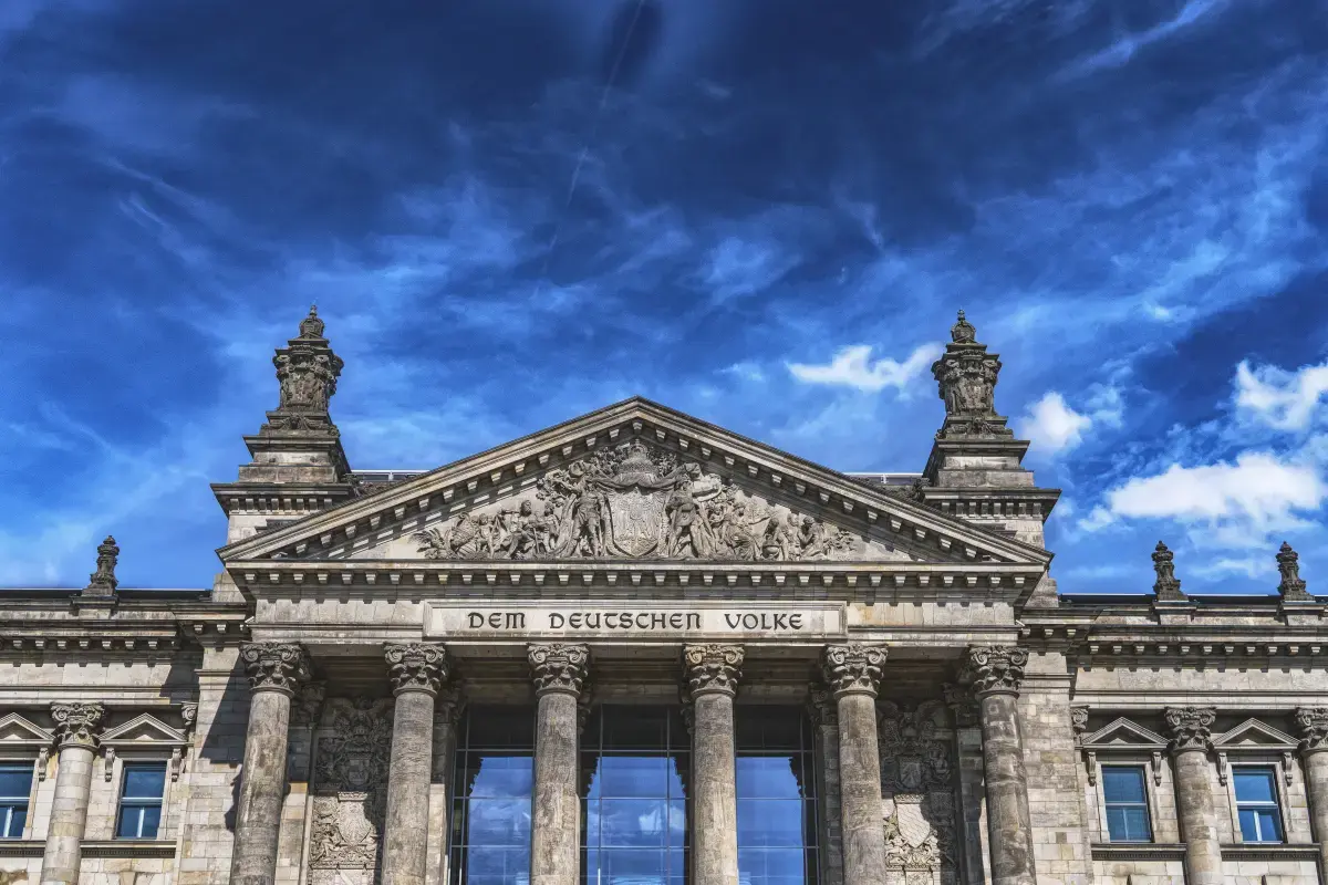 What is a Government Civil Servant?