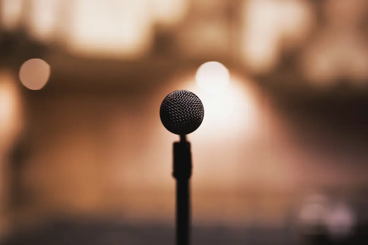 The Vital Role of Communication in Consulting: Building Bridges to Success Image6