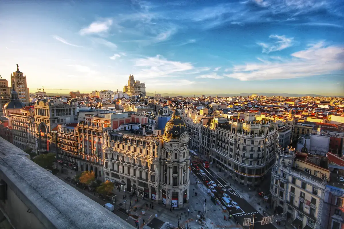 Spain 2025 Job Market Report Image7