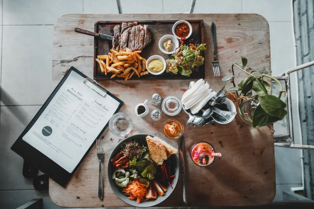What is a Food Drink Expert?