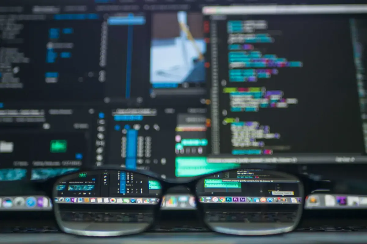 The Benefits and Risks of Artificial Intelligence in the Workplace Image8