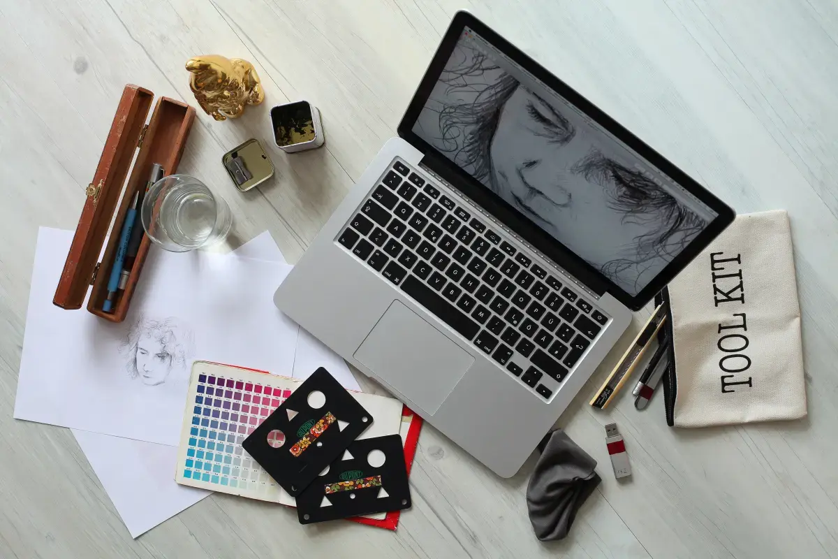 What is a Graphic Designer?