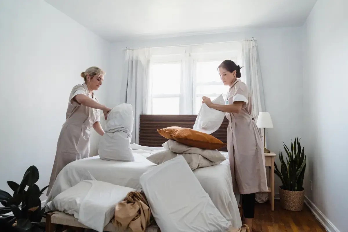 Working Conditions of a Housekeeping Manager?