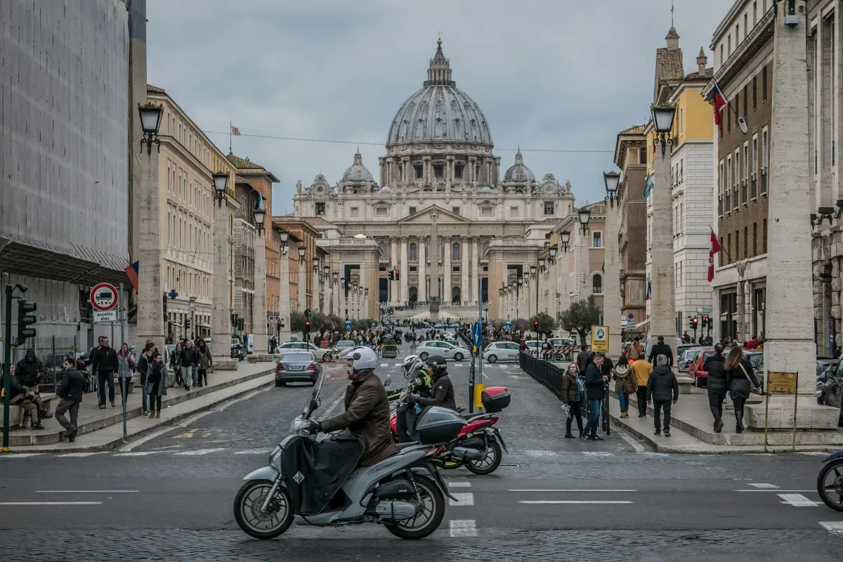 Italy 2025 Job Market Report Image2