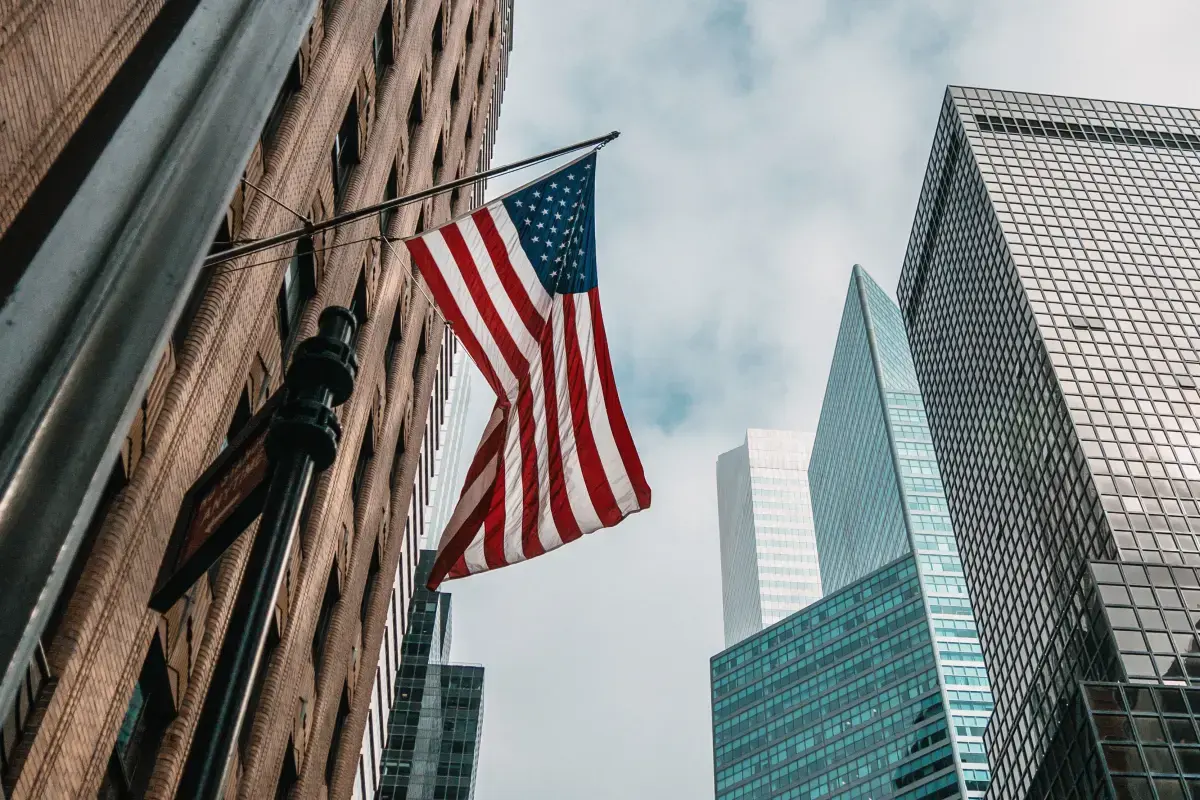 Living in in United States of America in 2025