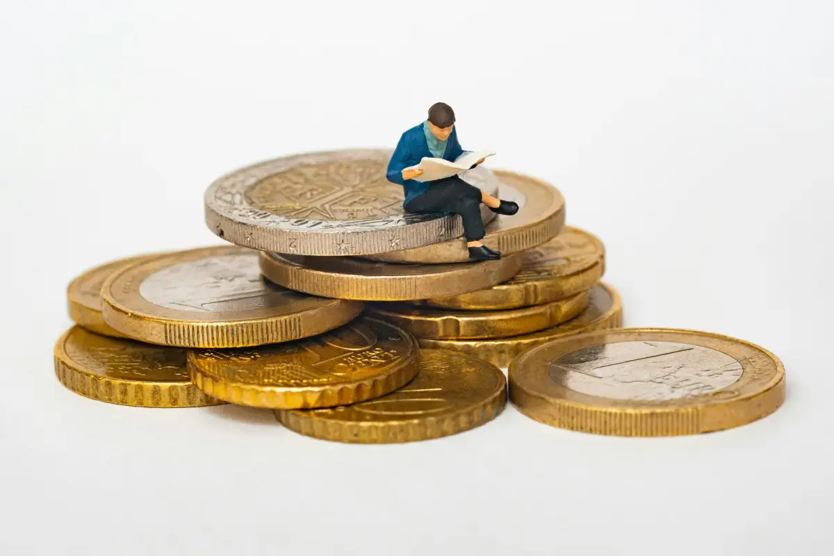 The Top 10 Highest Paying Jobs in 2024: A Peek into Lucrative Career Avenues Image1