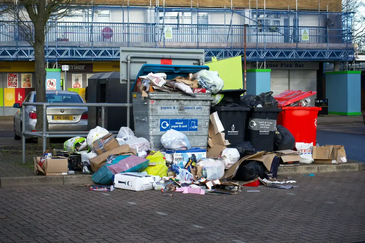 Refuse worker