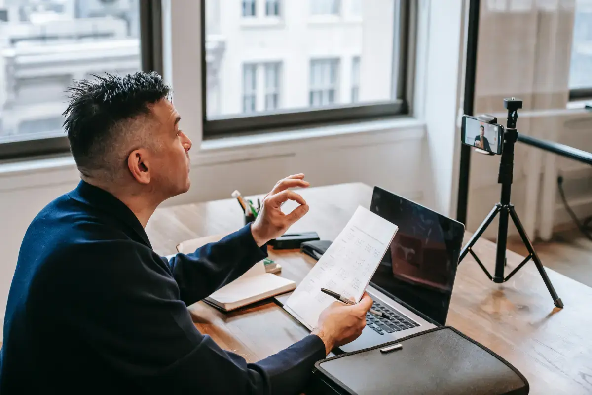 A Comprehensive Guide to The Side Hustle Image8