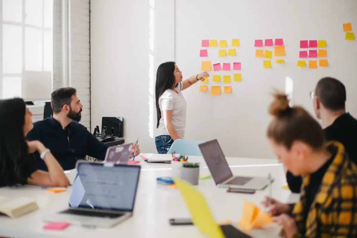 Unleashing Potential: A Comprehensive Guide to Training Talent Teams Image1