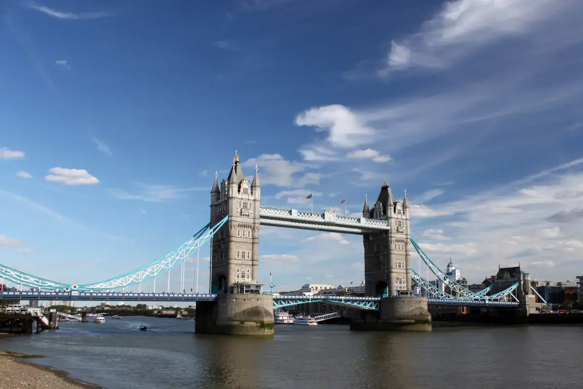 Embracing the Spirit of Giving: Volunteering in the UK Image4
