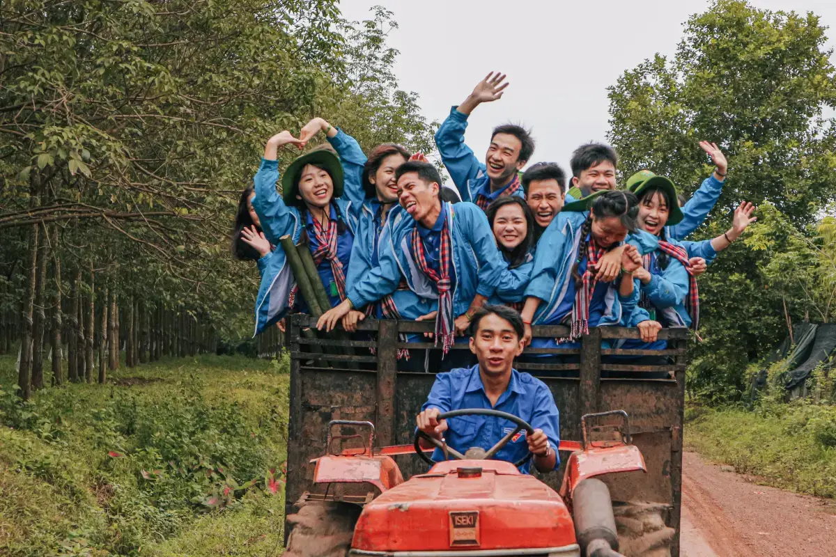 The Power of Volunteering: Why Giving Back Matters Image1